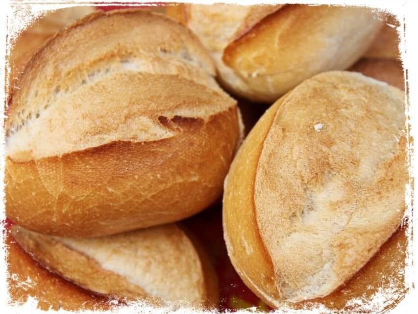 O que significa sonhar com pão francês